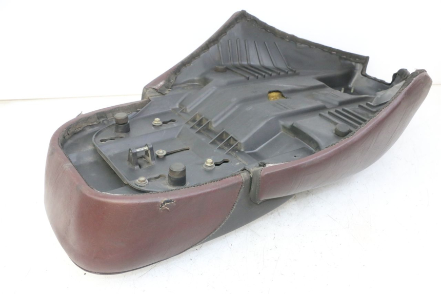 photo de SITZ APRILIA SCARABEO GT TOURING 125 (1999 - 2005)