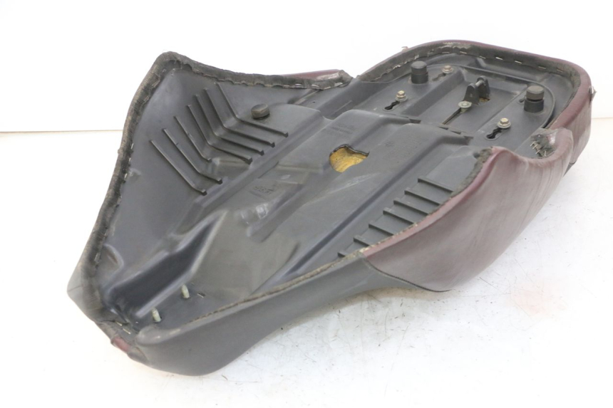 photo de SITZ APRILIA SCARABEO GT TOURING 125 (1999 - 2005)