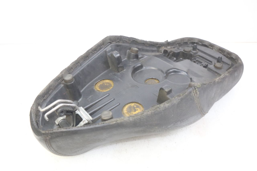 photo de SELLE APRILIA SCARABEO 100 (2003 - 2012)