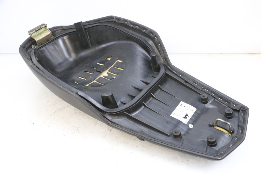 photo de SITZ PEUGEOT SPEEDFIGHT 4 4T EFI 50 (2021 - 2025) - Alternative Perspektive