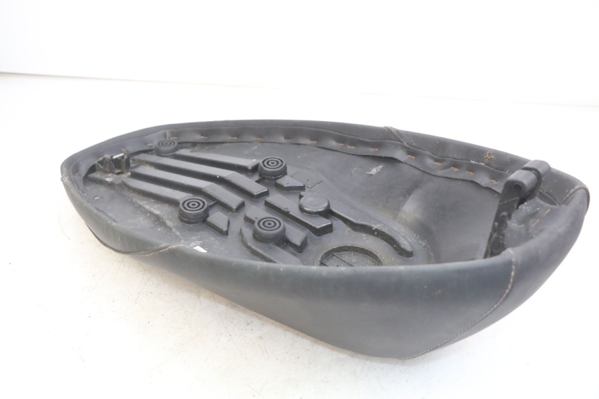 photo de SITZBANK MBK STUNT NAKED 50 (2004 - 2018)