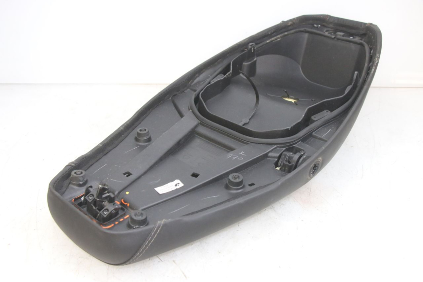 photo de SELLE APRILIA SXR 50 (2021 - 2023)