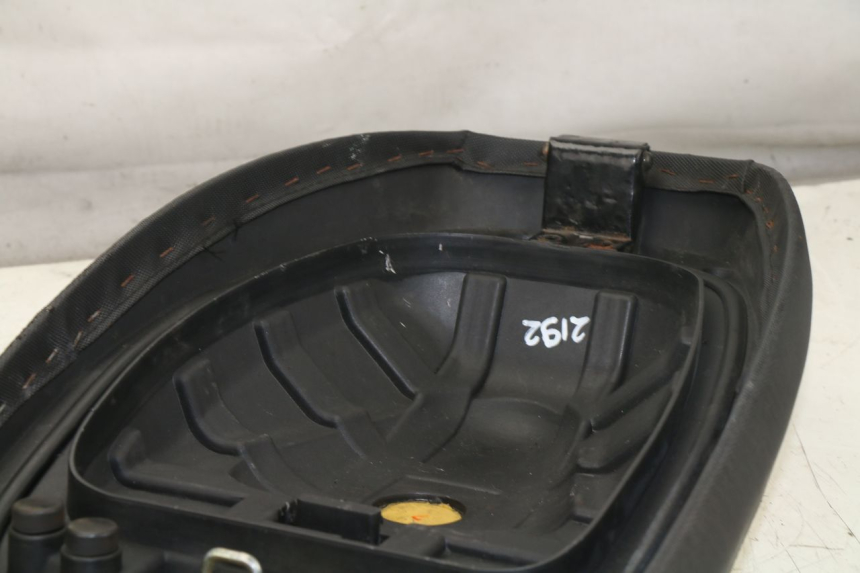 photo de SITZ TNT MOTOR GHOST 50 (2008 - 2010) - Oberflächenzustand und Material