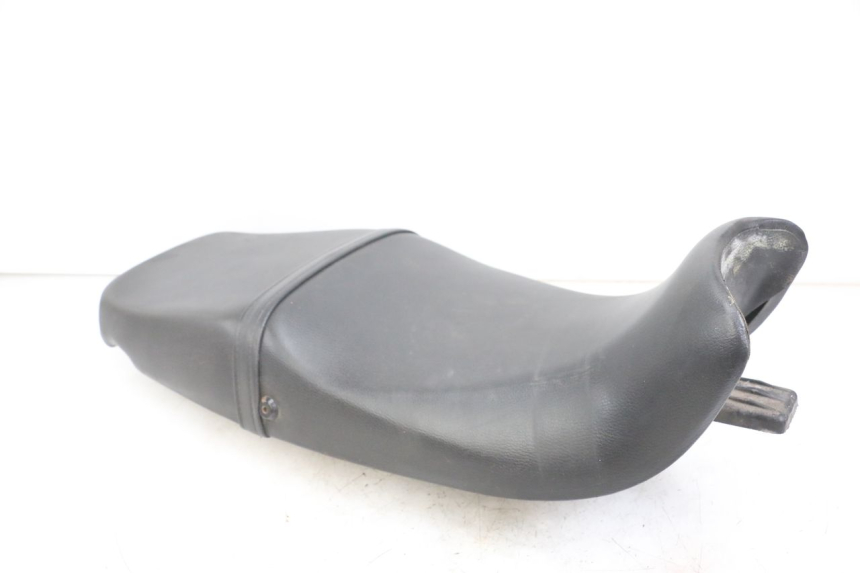 photo de SELLE TRIUMPH SPEED TRIPLE T301 900 (1994 - 1996)