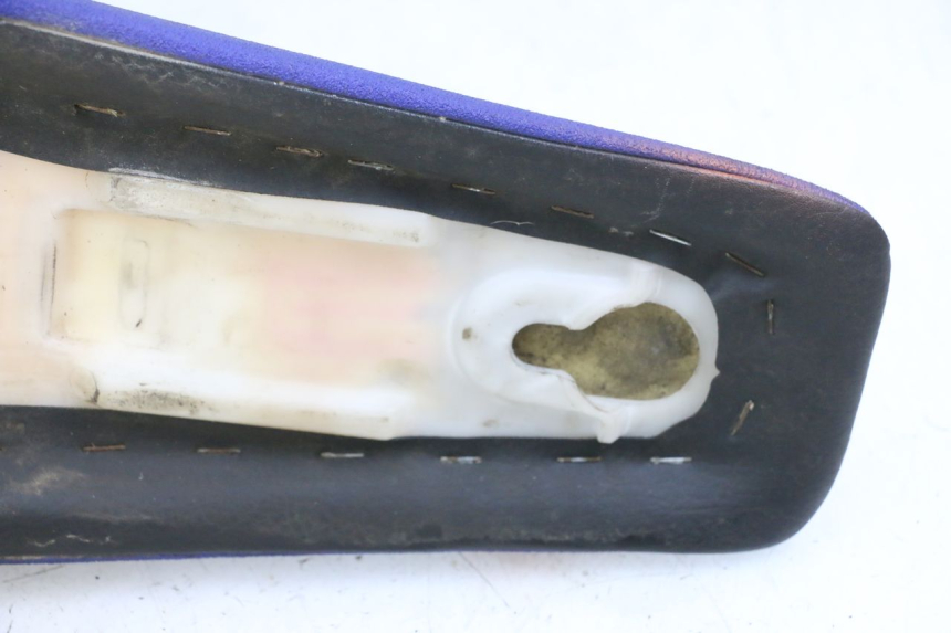 photo de SITZBANK YAMAHA TTR 125 (2000 - 2020) - Oberflächenzustand und Material
