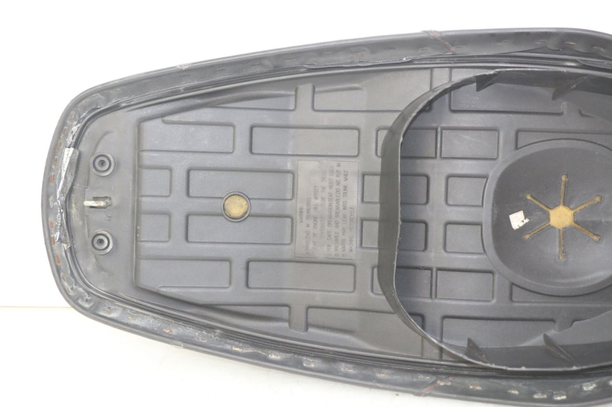 photo de SITZBANK PEUGEOT TWEET 4T 50 (2010 - 2014)