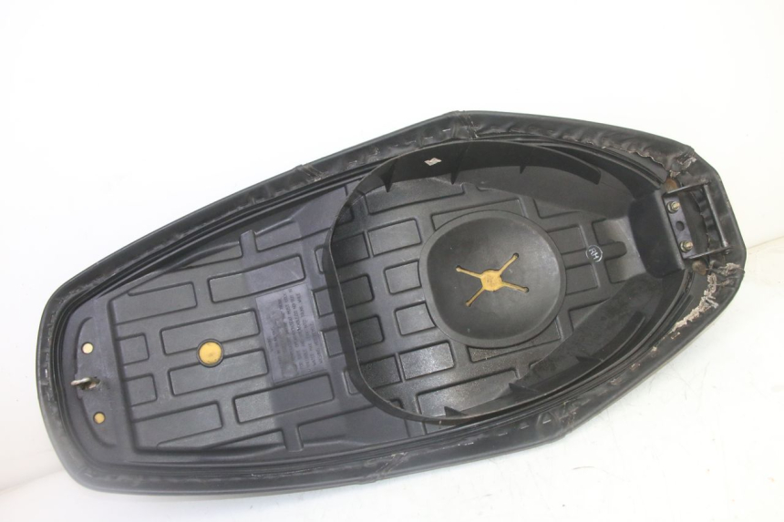 photo de SELLE PEUGEOT TWEET 4T 50 (2018 - 2020)