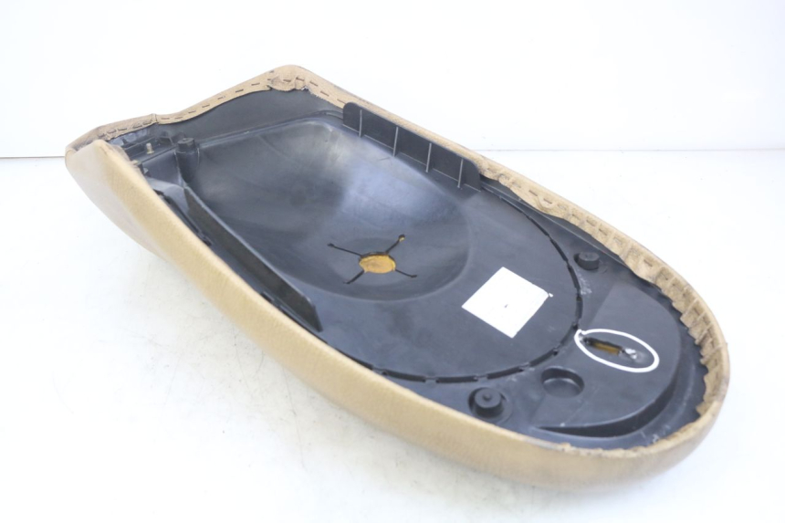 photo de SELLE PEUGEOT VIVACITY NEW 4T 50 (2008 - 2017)