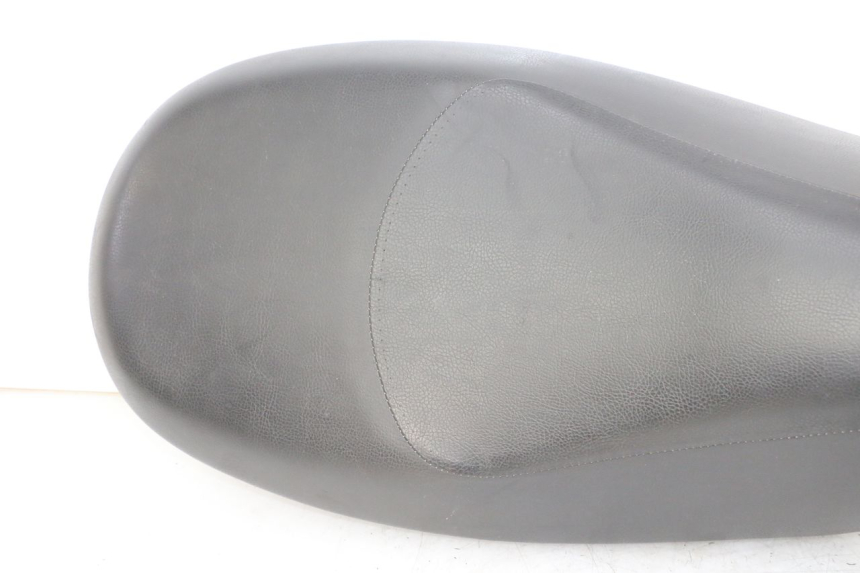 photo de SELLE PEUGEOT VIVACITY NEW 4T 50 (2008 - 2017)