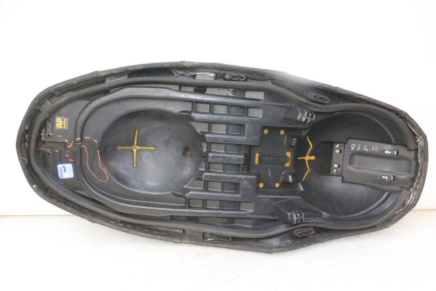 photo de SELLE YAMAHA X-MAX XMAX 125 (2010 - 2014)