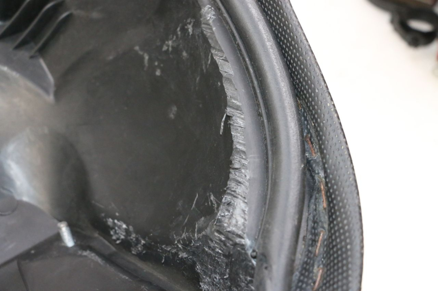 photo de SITZBANK YAMAHA XMAX X-MAX 125 (2006 - 2009) - Detailansicht des Bauteils