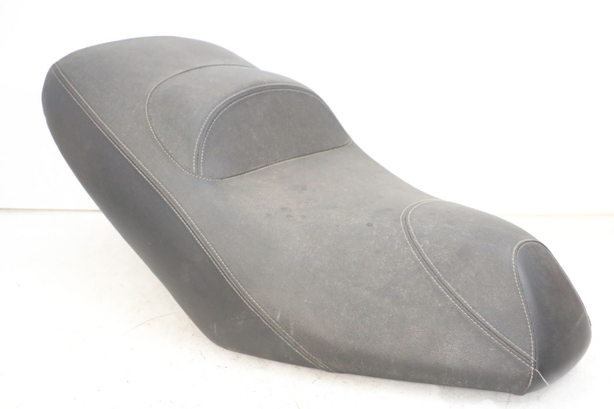 photo de SITZBANK PIAGGIO XEVO - X EVO 125 (2007 - 2016) - Kennzeichnungen und Originalreferenzen