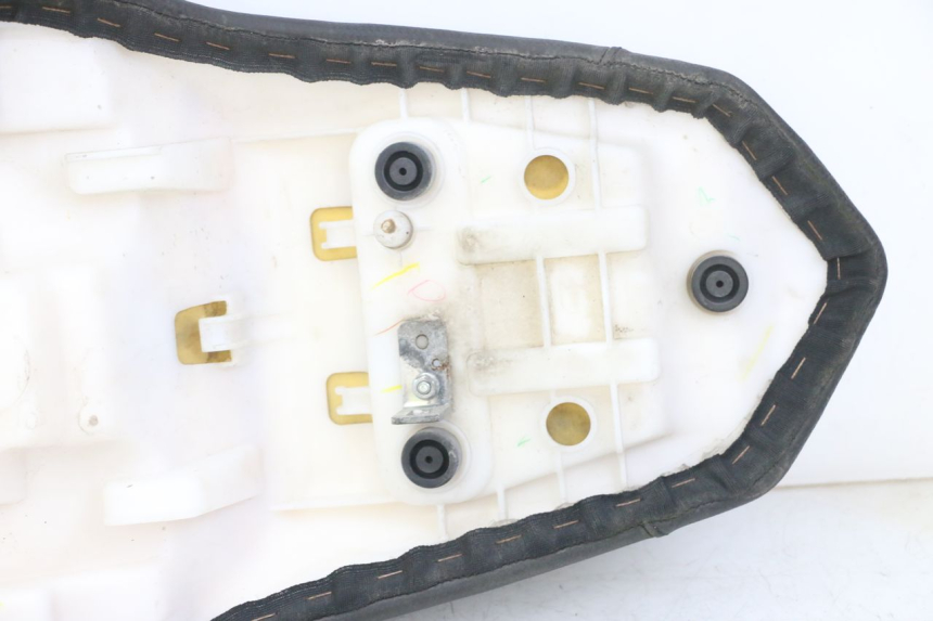 photo de SITZ YAMAHA XJ6 ABS 600 (2008 - 2016)