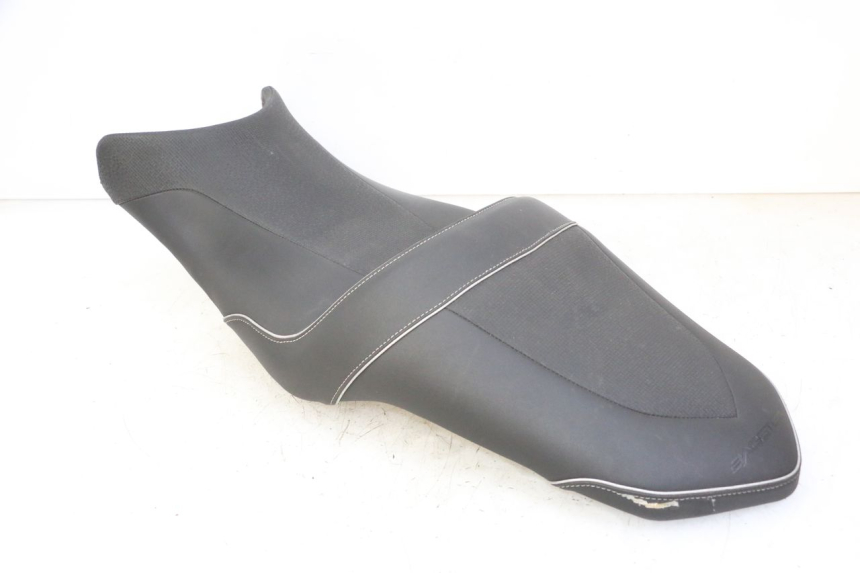 photo de SITZ YAMAHA XJ6 ABS 600 (2008 - 2016)
