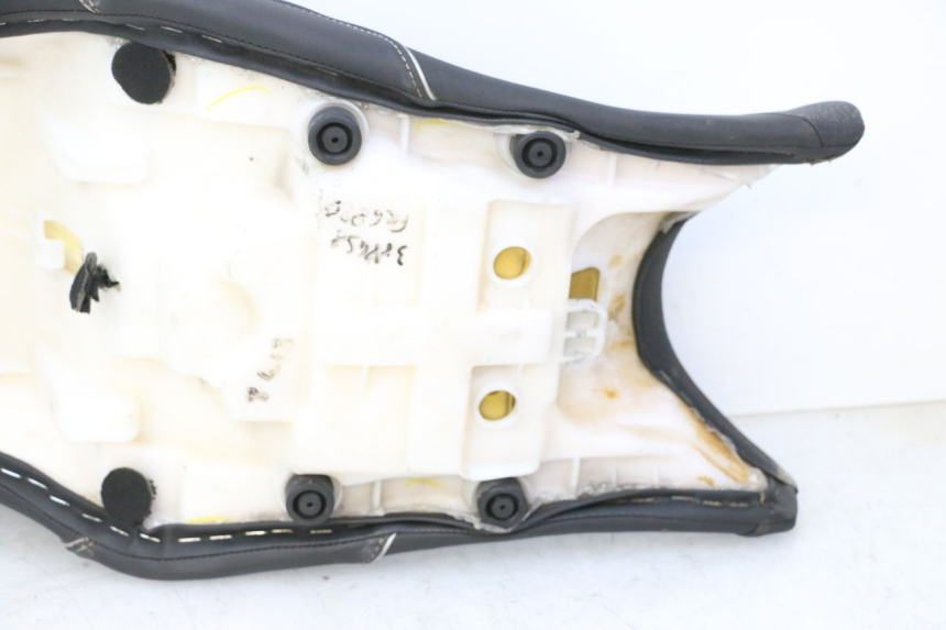 photo de SITZ YAMAHA XJ6 ABS 600 (2008 - 2016)