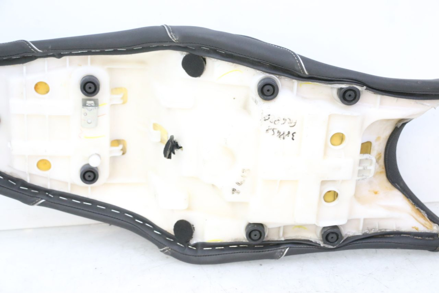 photo de SITZ YAMAHA XJ6 ABS 600 (2008 - 2016)