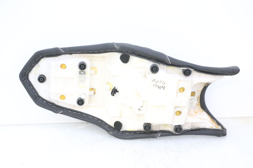 photo de SITZ YAMAHA XJ6 ABS 600 (2008 - 2016)