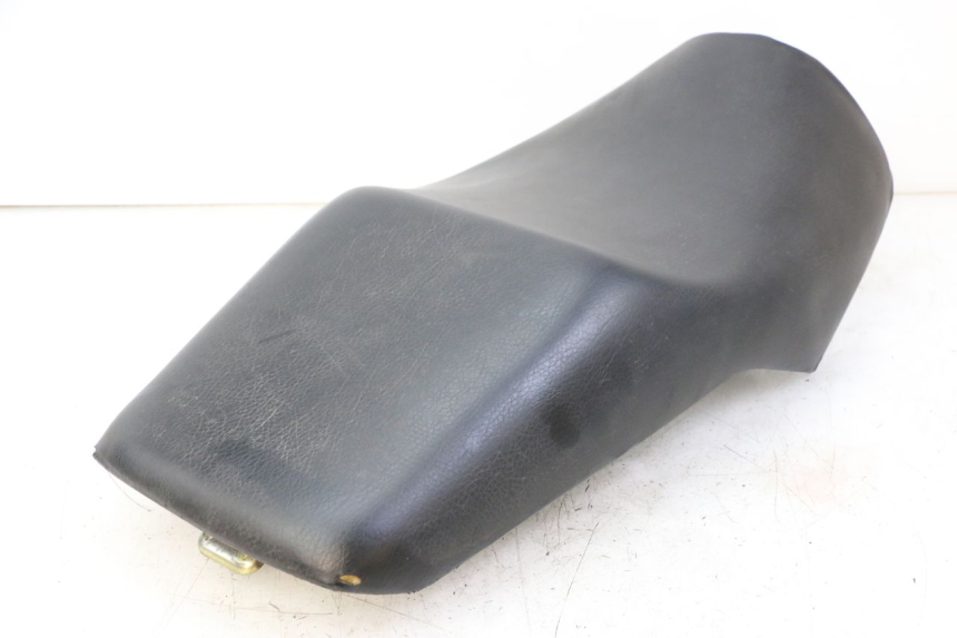 photo de SELLE YAMAHA FZS FAZER 600 (2001 - 2003)