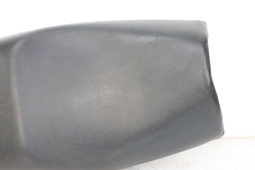photo de SELLE YAMAHA FZS FAZER 600 (2001 - 2003)
