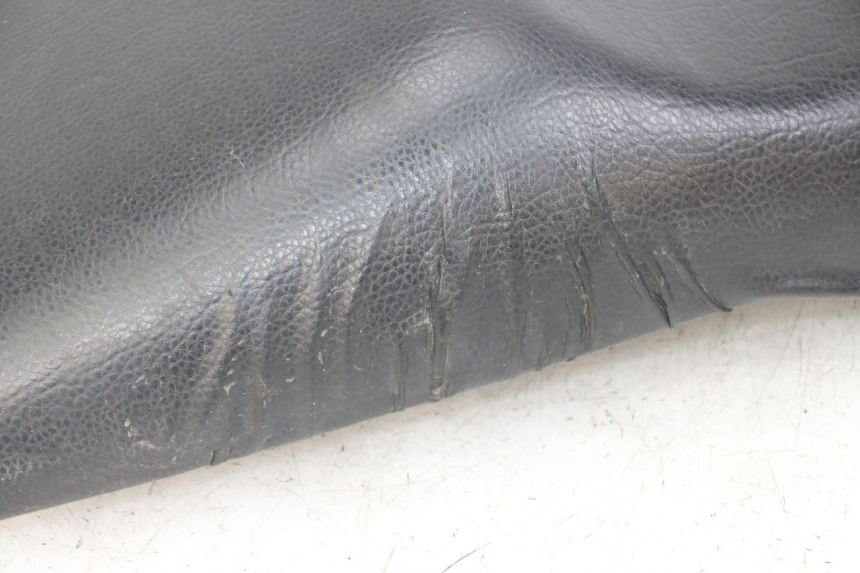 photo de SELLE YAMAHA FZS FAZER 600 (2001 - 2003)