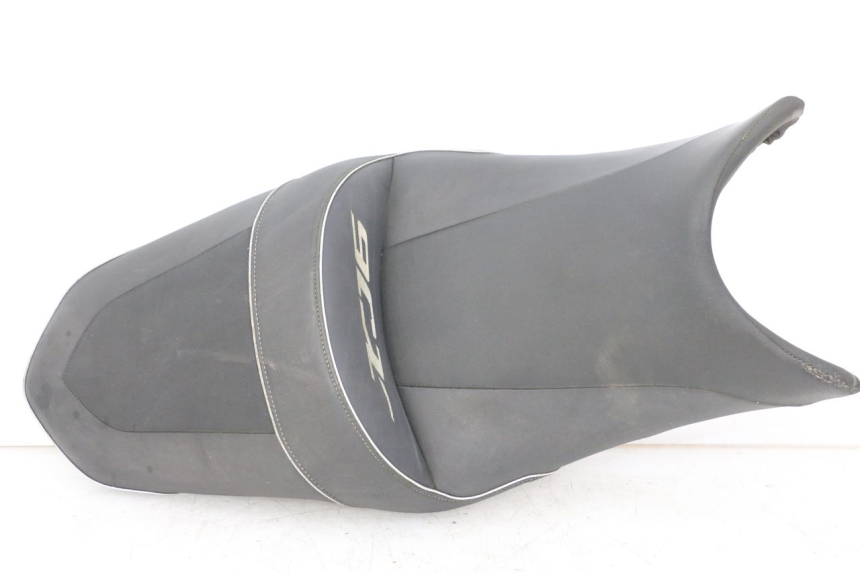 photo de SITZ YAMAHA XJ6 ABS 600 (2008 - 2016)