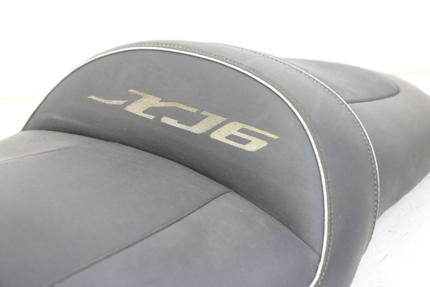 photo de SITZ YAMAHA XJ6 ABS 600 (2008 - 2016)