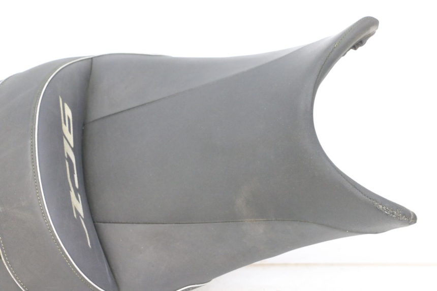 photo de SITZ YAMAHA XJ6 ABS 600 (2008 - 2016)