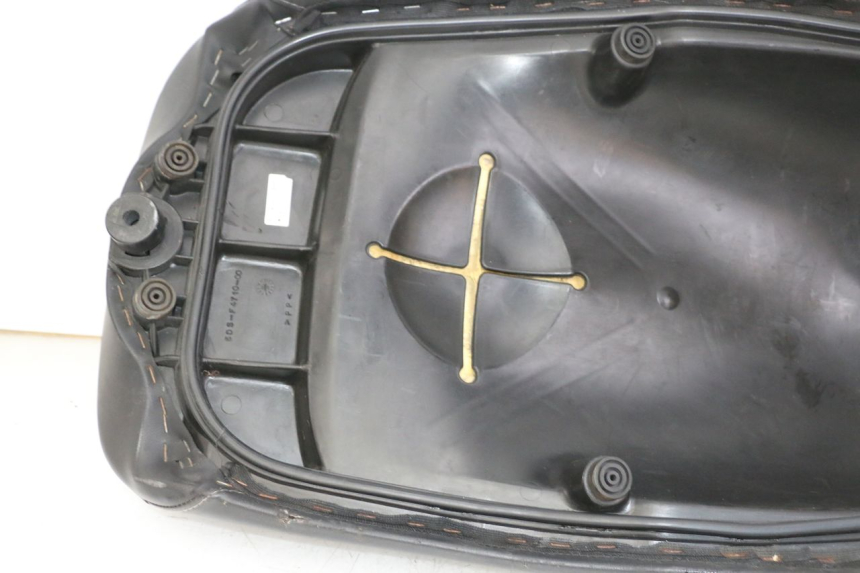 photo de SITZ YAMAHA YP MAJESTY 125 (2002 - 2006)