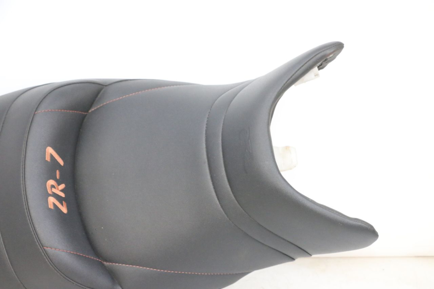 photo de SITZ KAWASAKI ZR 7 750 (1999 - 2001) - Ergänzendes Produktfoto