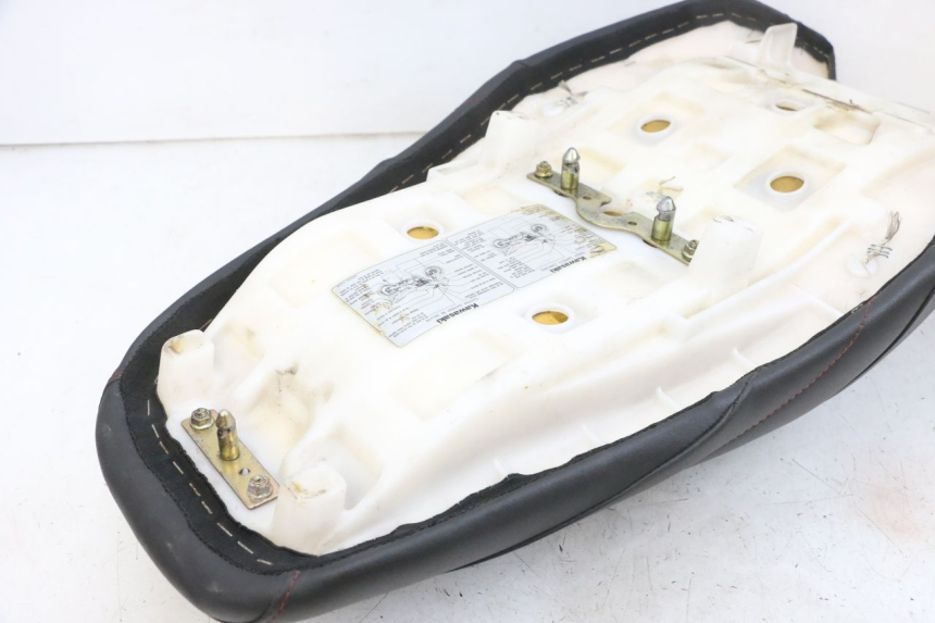 photo de SITZ KAWASAKI ZR 7 750 (1999 - 2001) - Zoom auf Gebrauchszustand