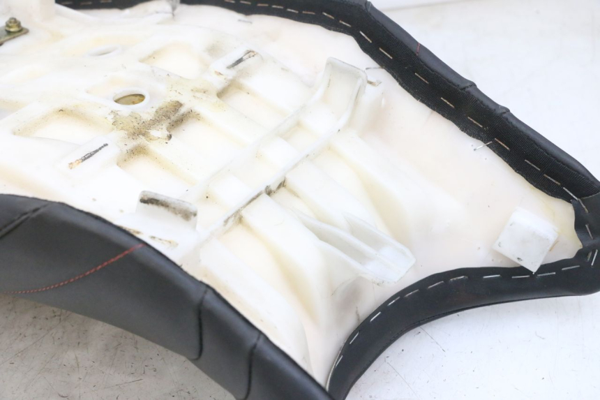 photo de SITZ KAWASAKI ZR 7 750 (1999 - 2001) - Alternative Perspektive