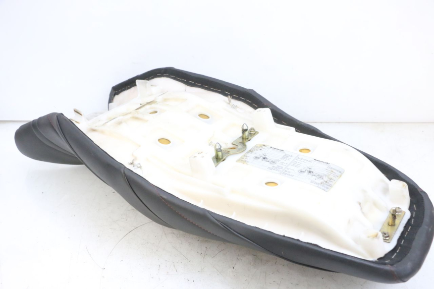 photo de SITZ KAWASAKI ZR 7 750 (1999 - 2001) - Gesamtansicht des Produkts