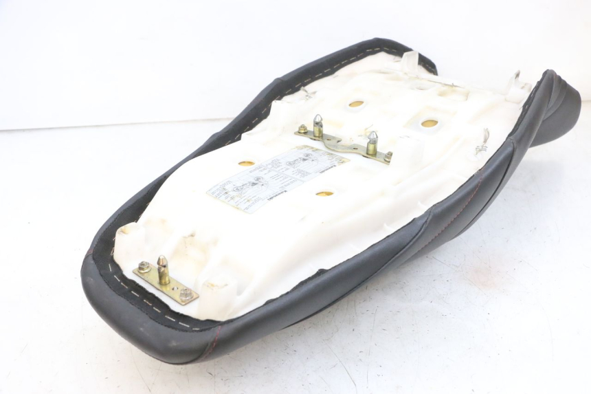 photo de SITZ KAWASAKI ZR 7 750 (1999 - 2001) - Details der Befestigungspunkte