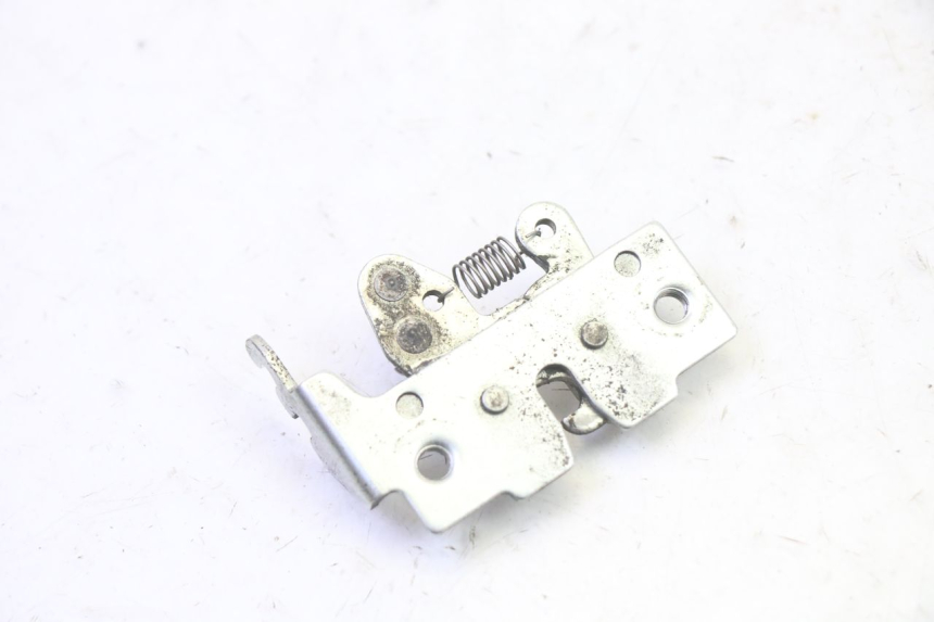 photo de SITZBANKSCHLOSS PIAGGIO MP3 125 (2006 - 2014)