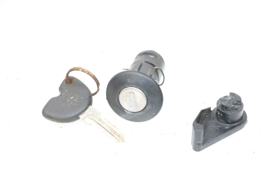 photo de SITZSCHLOSS PIAGGIO NEW TYPHOON 50 (2018 - 2021) - Hauptansicht