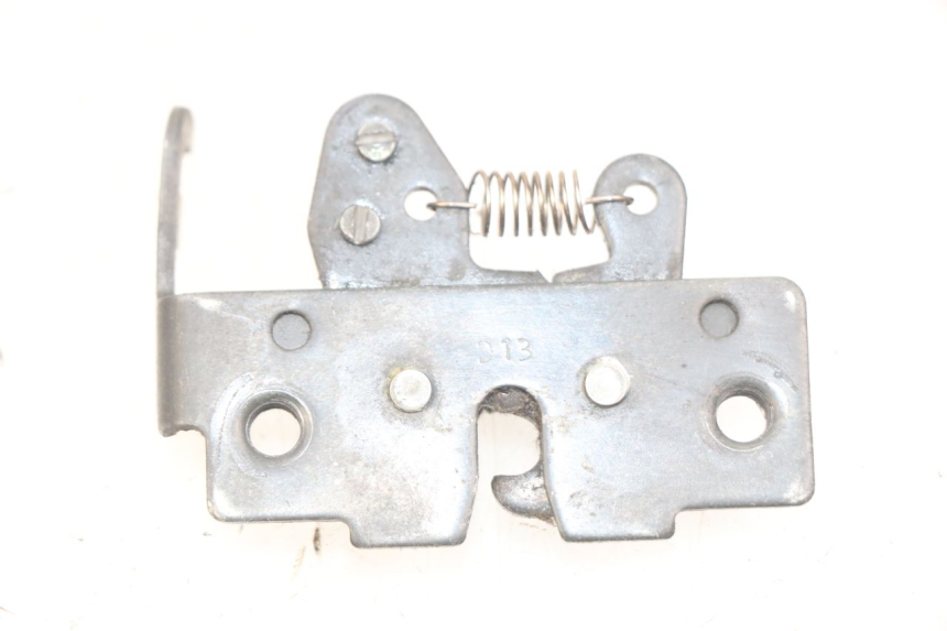 photo de SITZBANKSCHLOSS PIAGGIO XEVO - X EVO 125 (2007 - 2016)