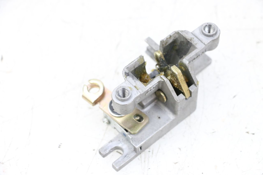 photo de SITZBANKSCHLOSS KYMCO AGILITY 4T 50 (2018 - 2022) - Alternative Perspektive