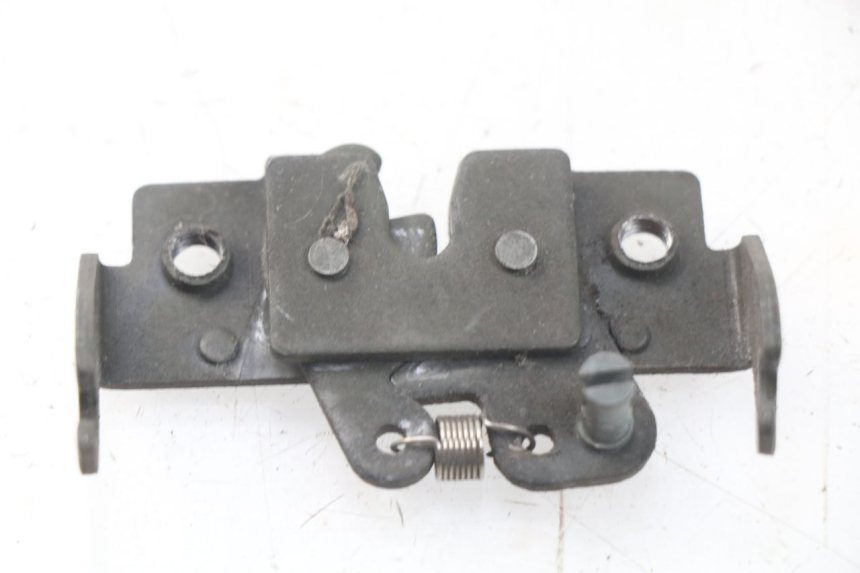 photo de SITZBANKSCHLOSS APRILIA ATLANTIC 125 (2003 - 2009) - Alternative Perspektive