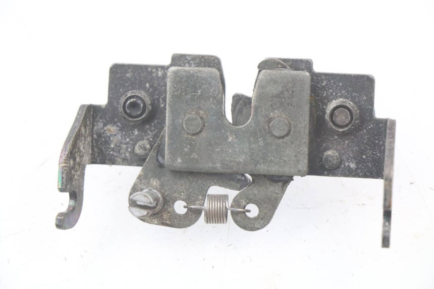 photo de SITZSCHLOSS PIAGGIO BEVERLY 125 (1998 - 2005)