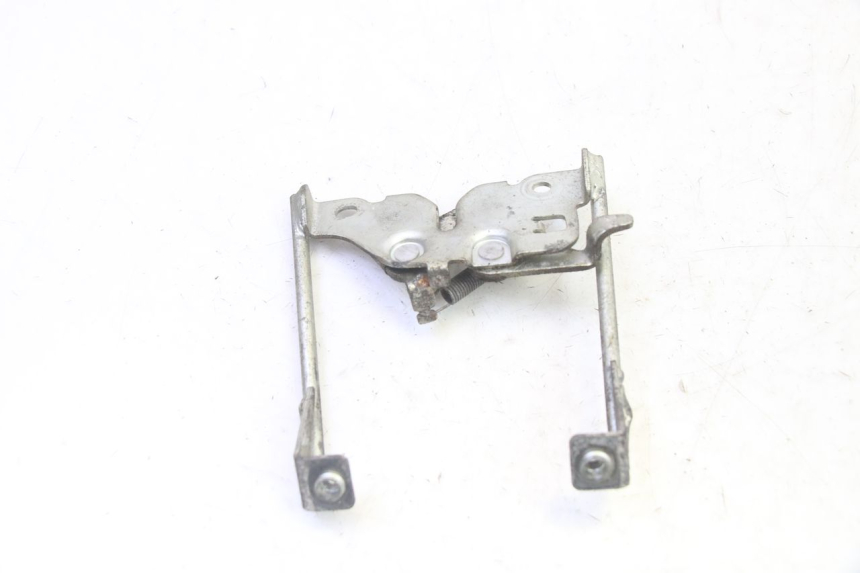 photo de SITZSCHLOSS HONDA CBF 125 (2009 - 2015)