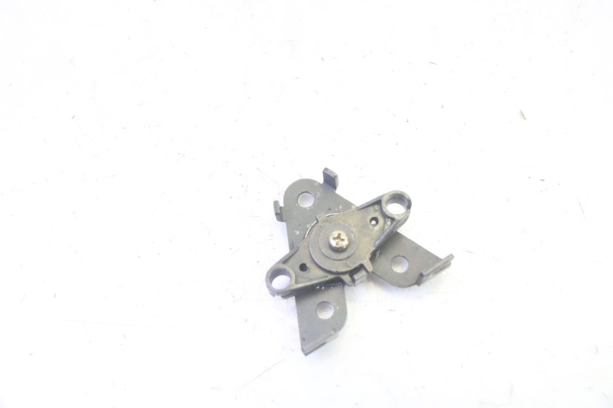 photo de SITZBANKSCHLOSS PEUGEOT DJANGO 4T 50 (2014 - 2019) - Hauptansicht