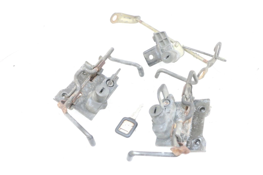 photo de SITZSCHLOSS KAWASAKI GPX R WARBIRD 600 (1988 - 1993) - Detailansicht des Bauteils