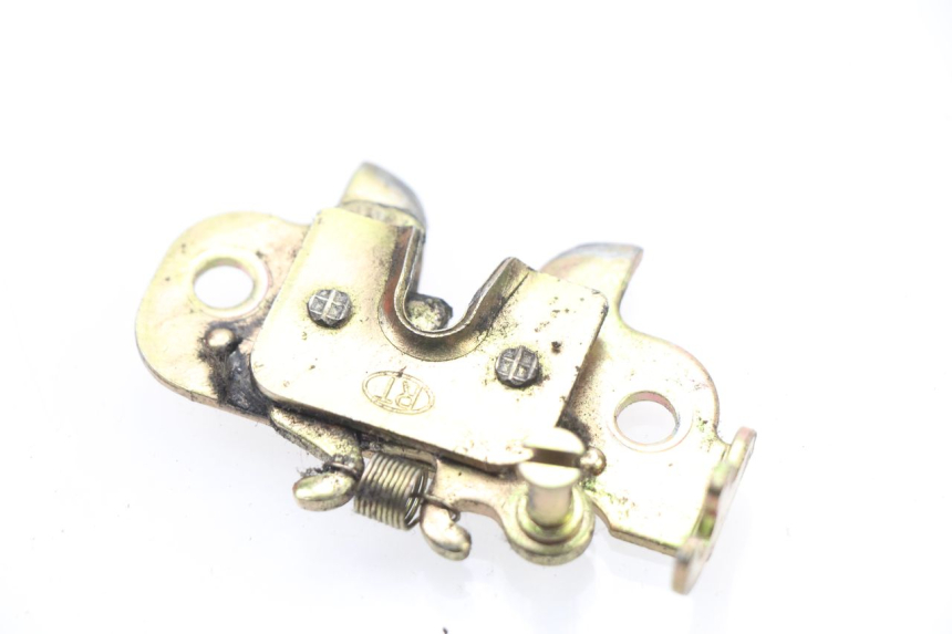 photo de SITZBANKSCHLOSS PEUGEOT KISBEE 2T 50 (2010 - 2017)