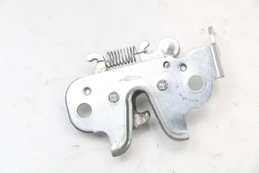 photo de SITZSCHLOSS PEUGEOT KISBEE 2T 50 (2018 - 2022) - Detailansicht des Bauteils