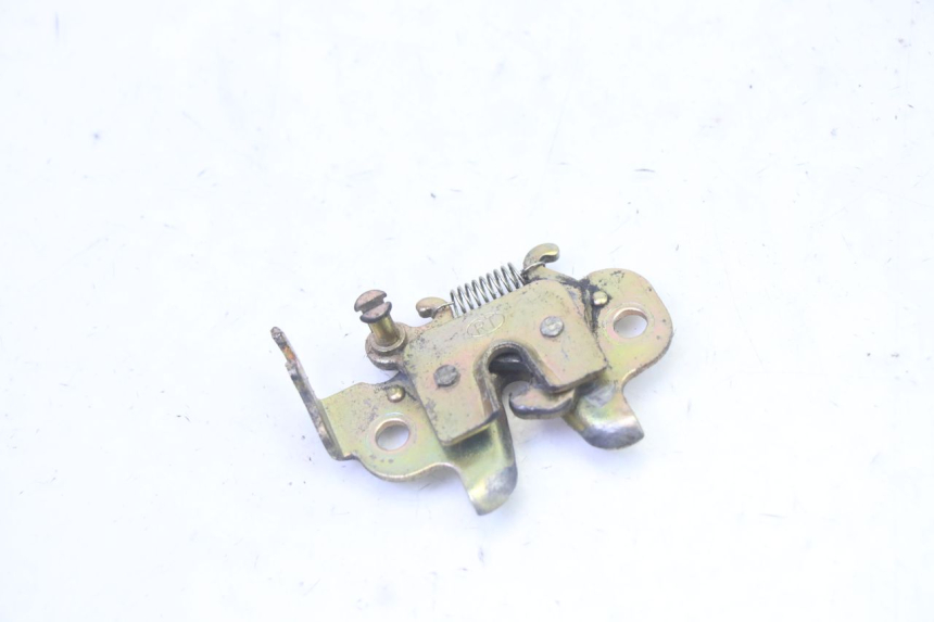 photo de SITZBANKSCHLOSS PEUGEOT KISBEE 2T 50 (2010 - 2017)