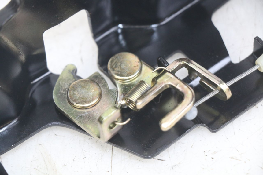 photo de SITZBANKSCHLOSS SYM MIO 50 (2011 - 2017)