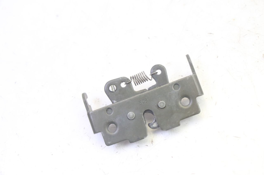 photo de SITZSCHLOSS PIAGGIO MP3 RL 250 (2007 - 2010) - Zoom auf Gebrauchszustand