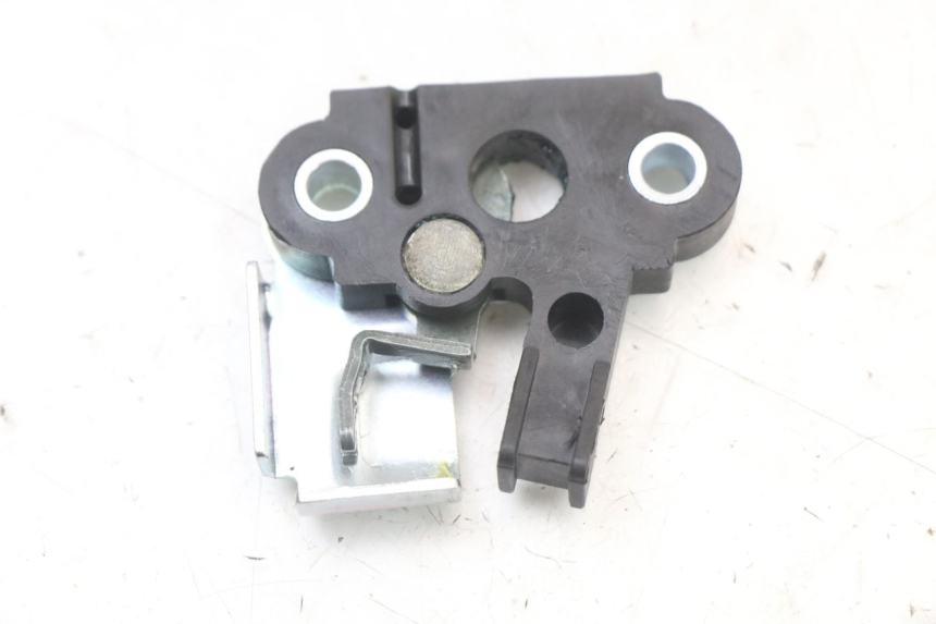 photo de SITZSCHLOSS ROYAL ENFIELD SCRAM 411 (2022 - 2024)