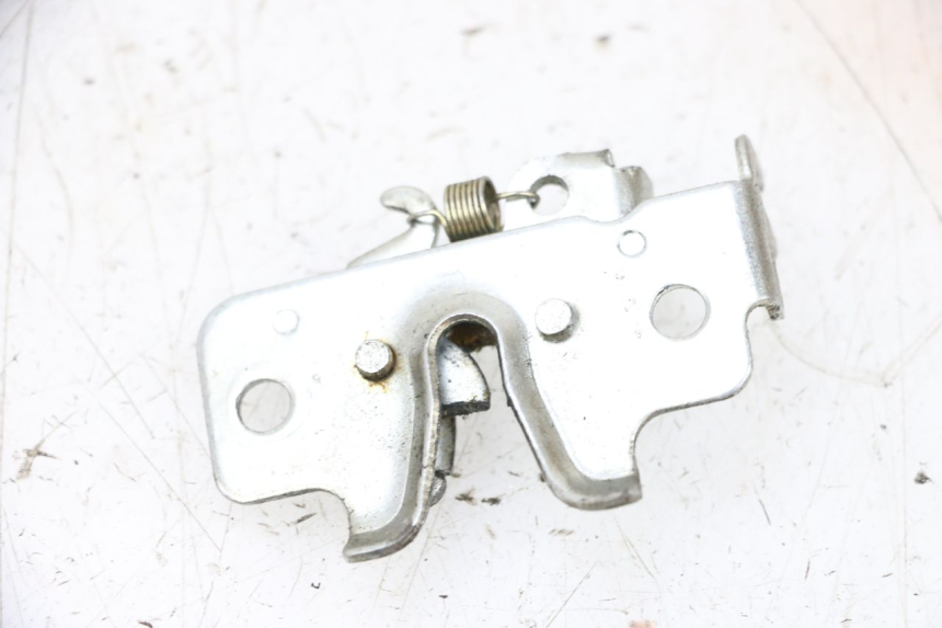 photo de SITZBANKSCHLOSS JM MOTORS SANTANA 50 (2014 - 2023) - Zoom auf Gebrauchszustand