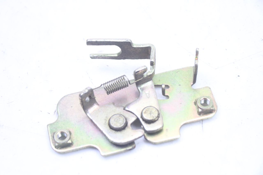 photo de SITZBANKSCHLOSS PEUGEOT TWEET 4T 50 (2018 - 2020)